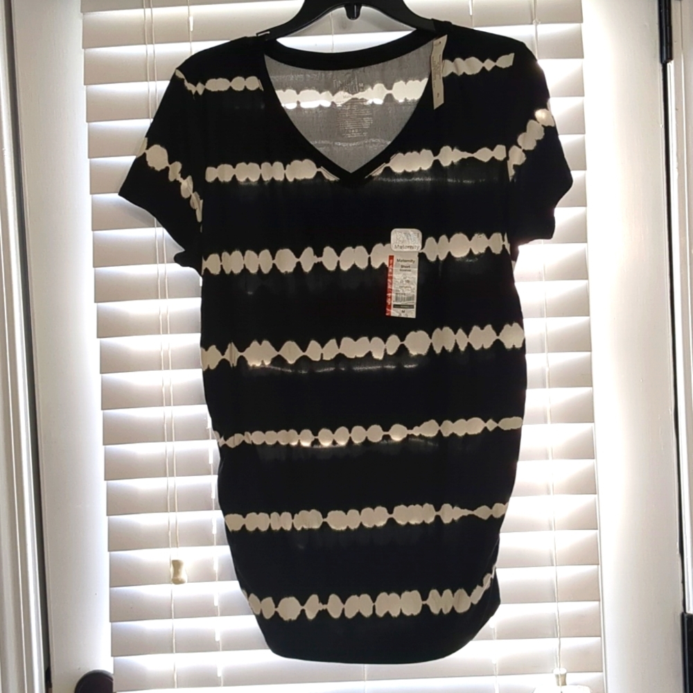 Time and Tru Black and White Maternity Blouse. Very stretchy and soft.